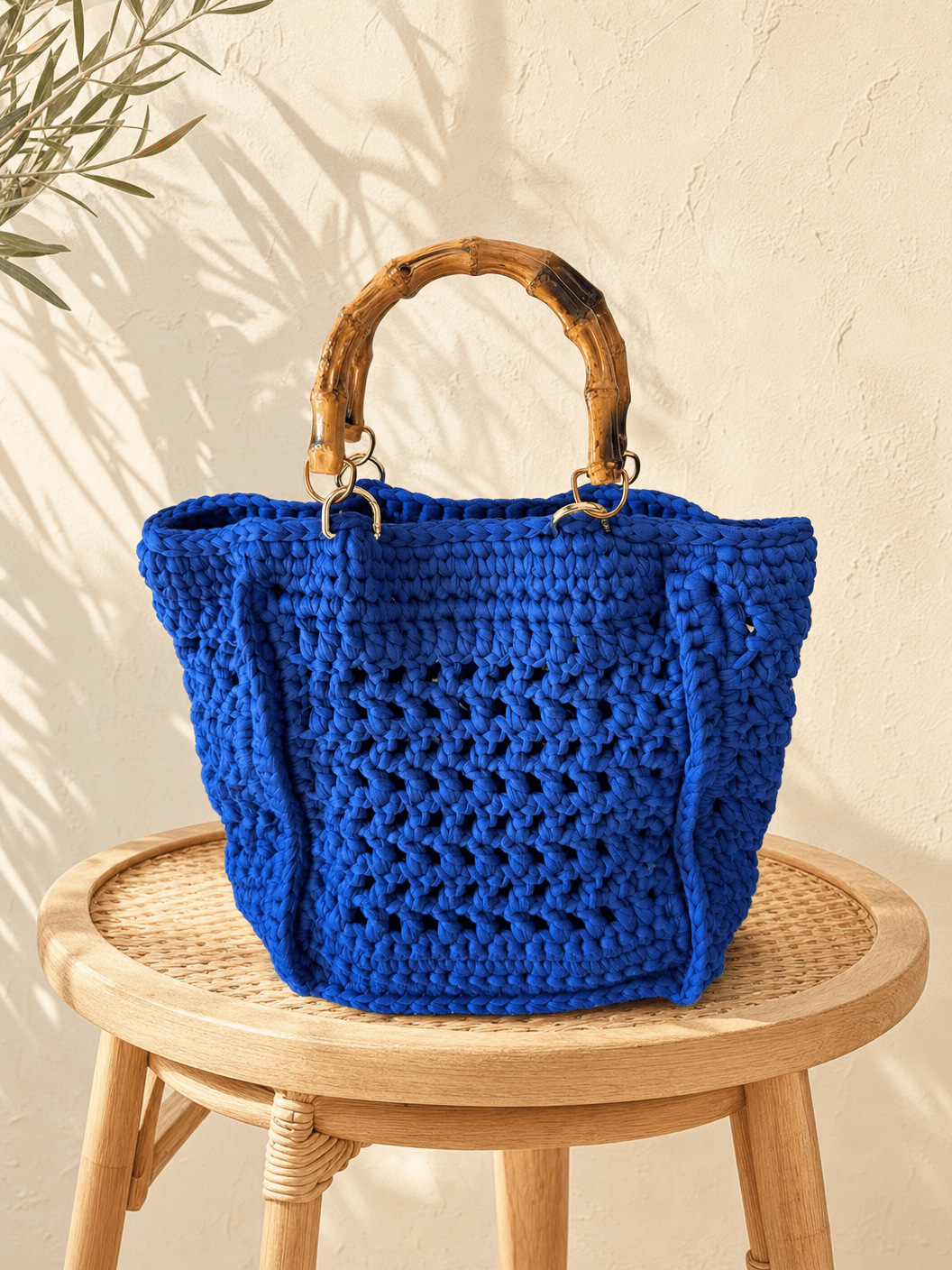 Cobalt Bamboo Muse blue crochet tote
Handmade blue crochet handbag with bamboo handles
Luxury Italian crochet tote by BAGfy